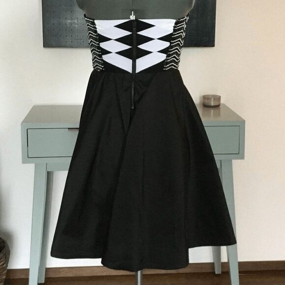 NEW Alice+ Olivia Women’s 2 Beaded/Sequin Cocktail Dress - Picture 5 of 8